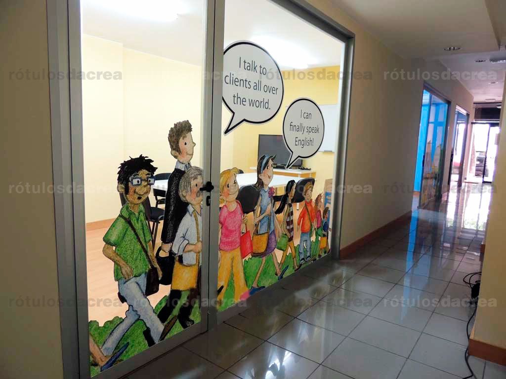 Impresión digital de caricaturas de personas en ventanas