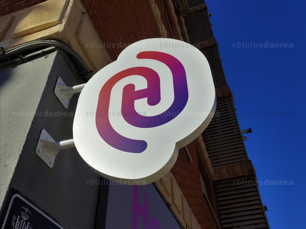 Banderola con forma especial