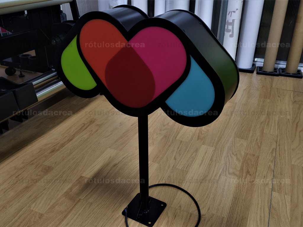 Banderola luminosa con forma