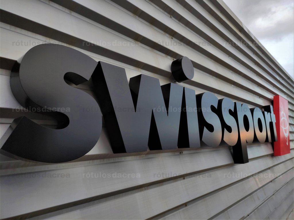 Letras corpóreas de aluminio para empresa de transporte aéreo