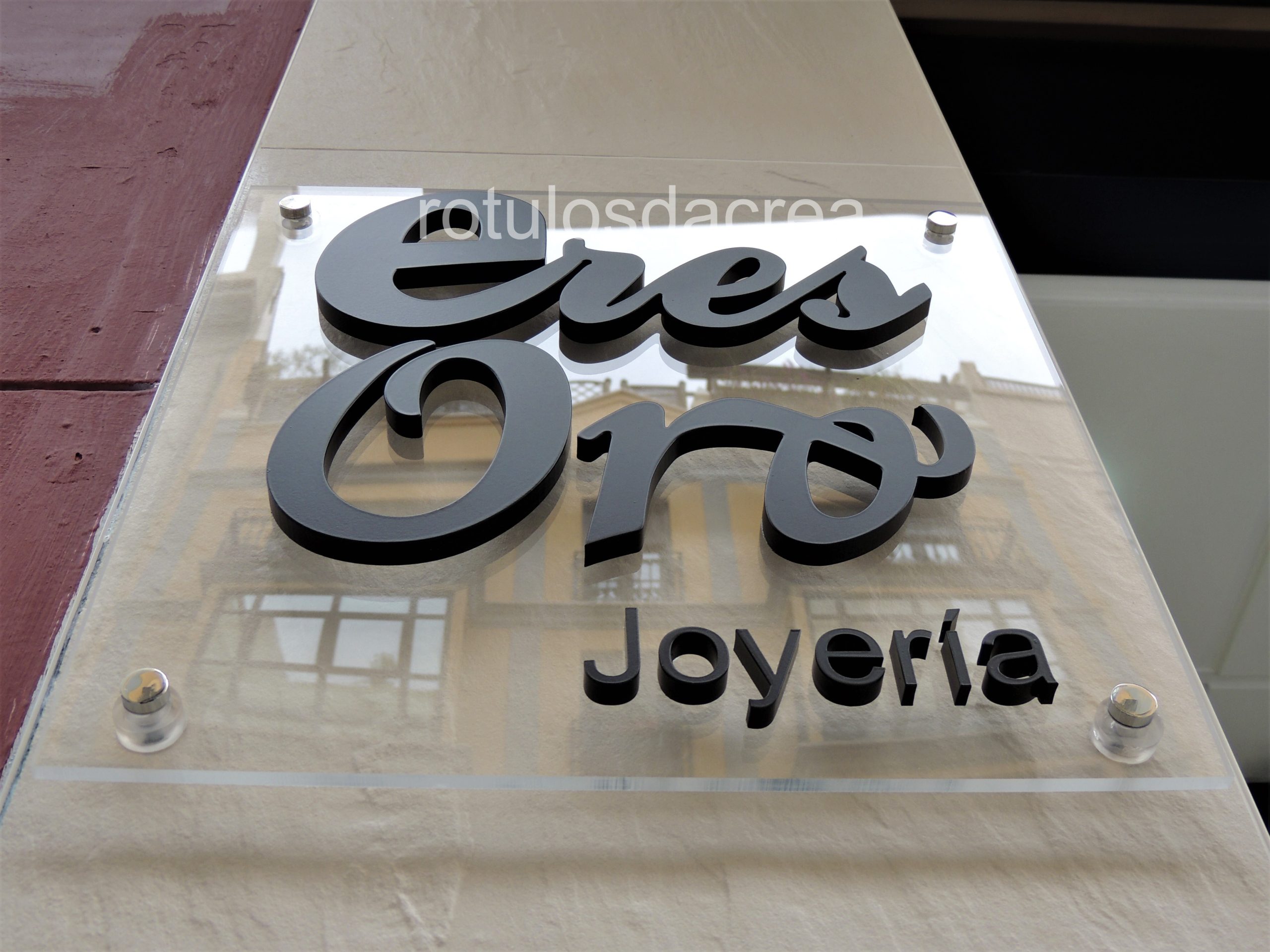 Placa exterior joyería Eres Oro en Valencia
